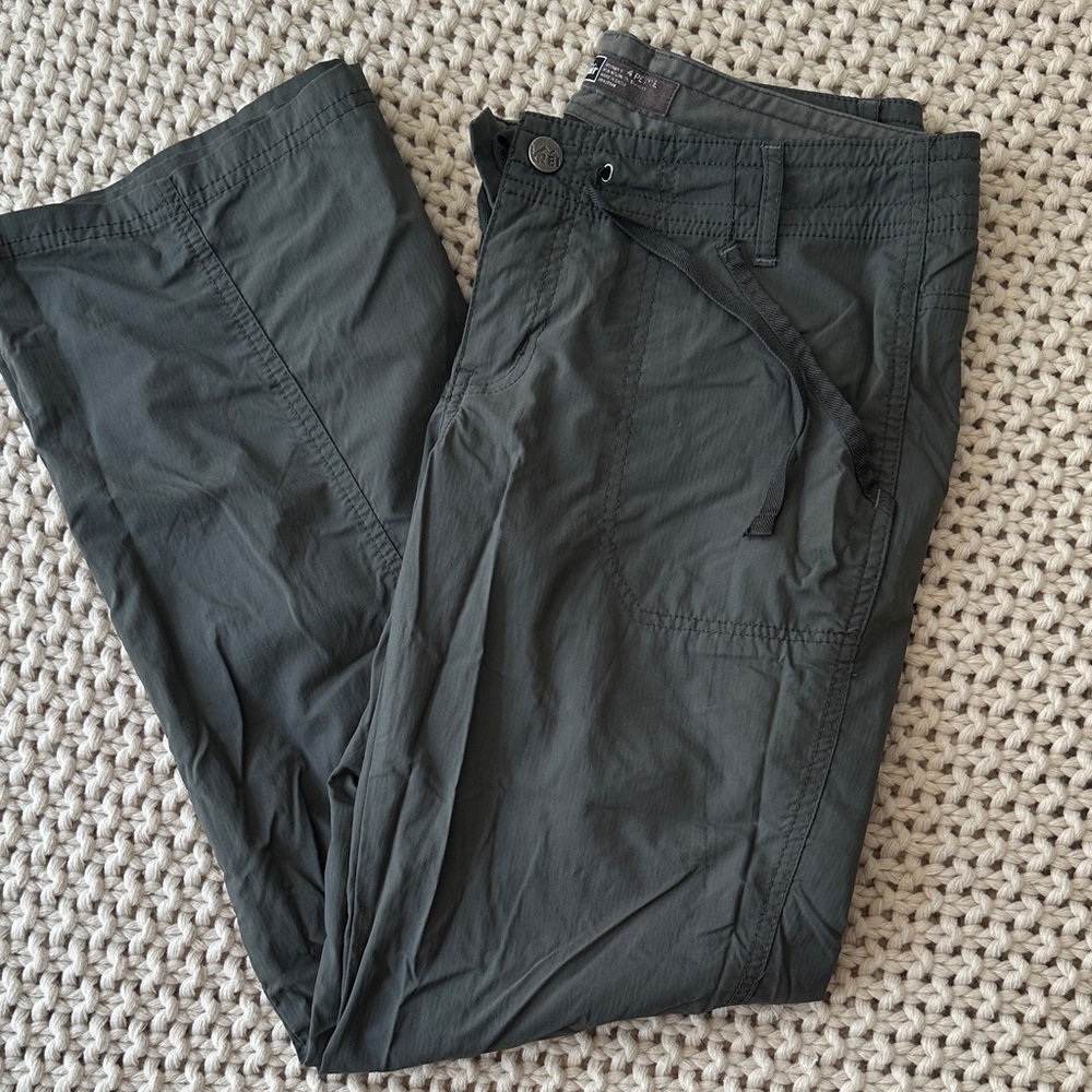 REI Women’s Hiking Comcertible Cargo Pants
